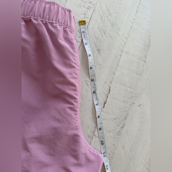 Women’s Patagonia barely baggies shorts Pink size small - Picture 3 of 10